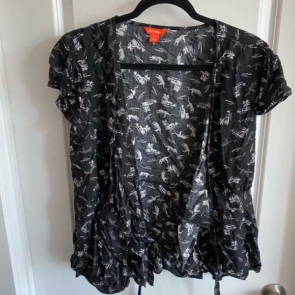 Joe Fresh black wrap top - Size Large - Picture 1 of 3